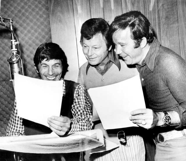 nimoy-_kelly_och_shatner_vid_inspelning_av_tas.jpg